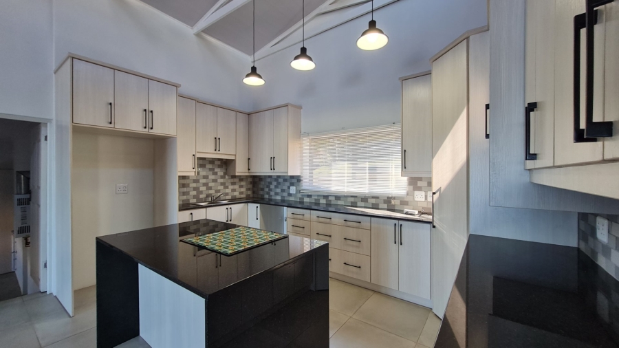 3 Bedroom Property for Sale in Dana Bay Western Cape